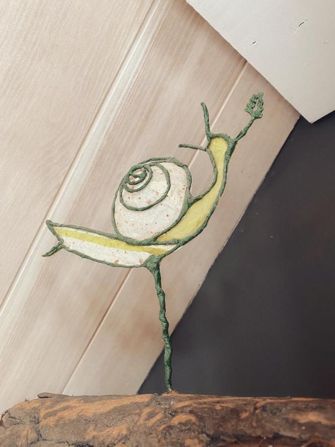 La Bulle D'Embruns D'Herbe Plogoff Dış mekan fotoğraf