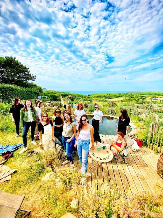 La Bulle D'Embruns D'Herbe Plogoff Dış mekan fotoğraf